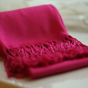 SET OF 2 NWT Fuschia Pink & Flora Green Scarves